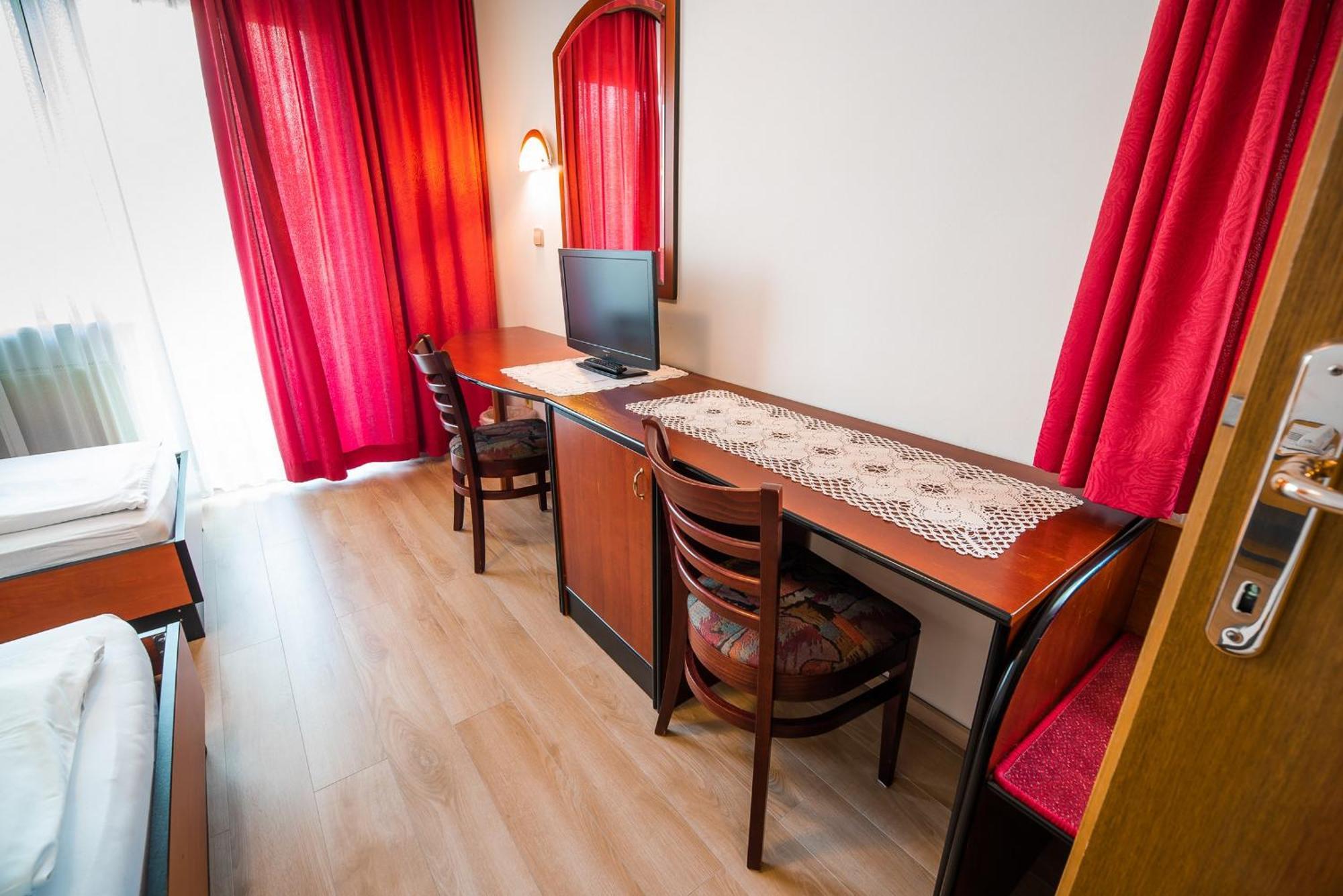 לאסצה Guesthouse Leski Dvor חדר תמונה