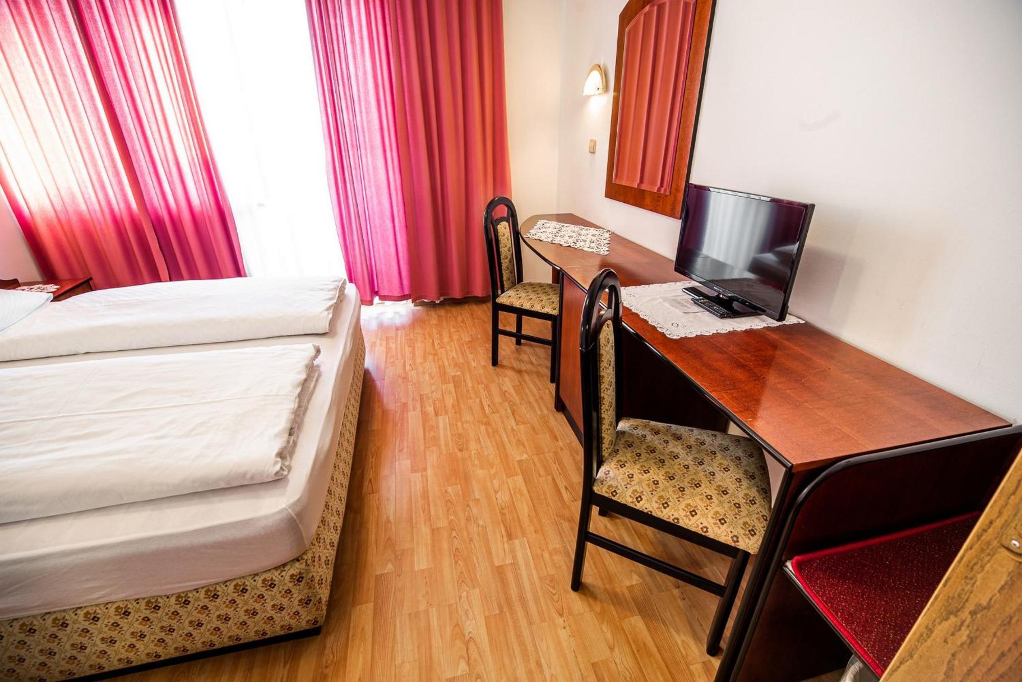 לאסצה Guesthouse Leski Dvor חדר תמונה