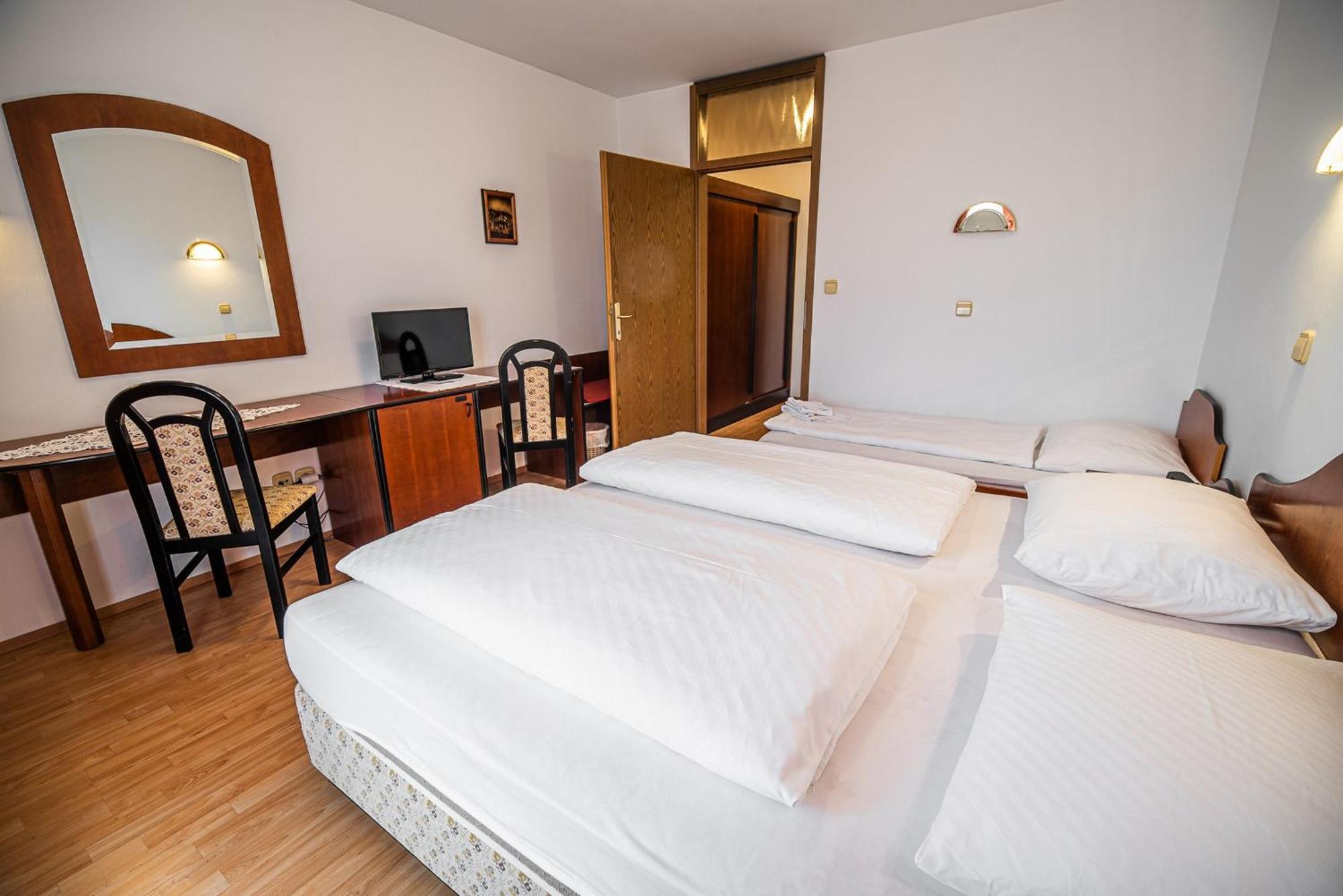 לאסצה Guesthouse Leski Dvor חדר תמונה
