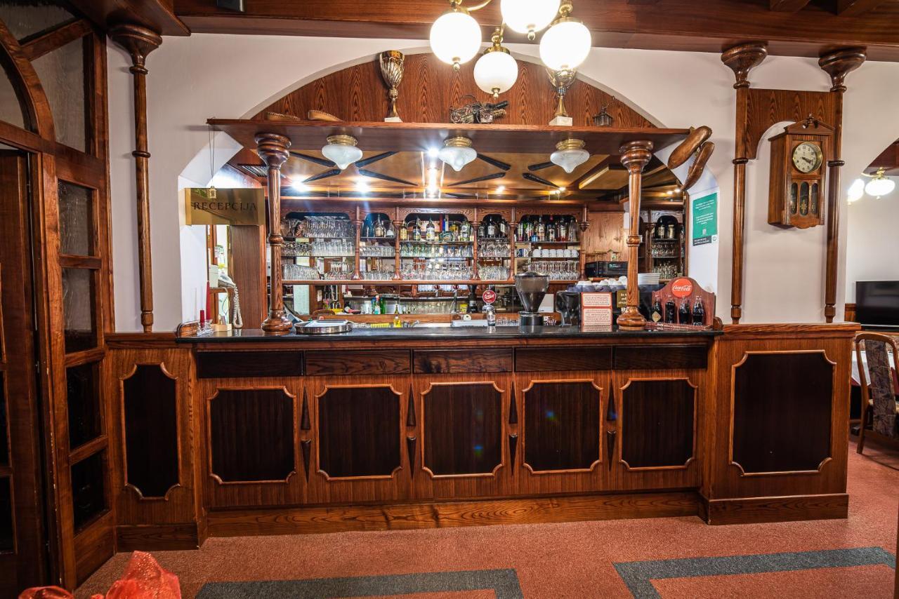 לאסצה Guesthouse Leski Dvor מראה חיצוני תמונה